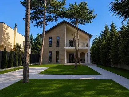 Дом, 8-комн., 400 м²