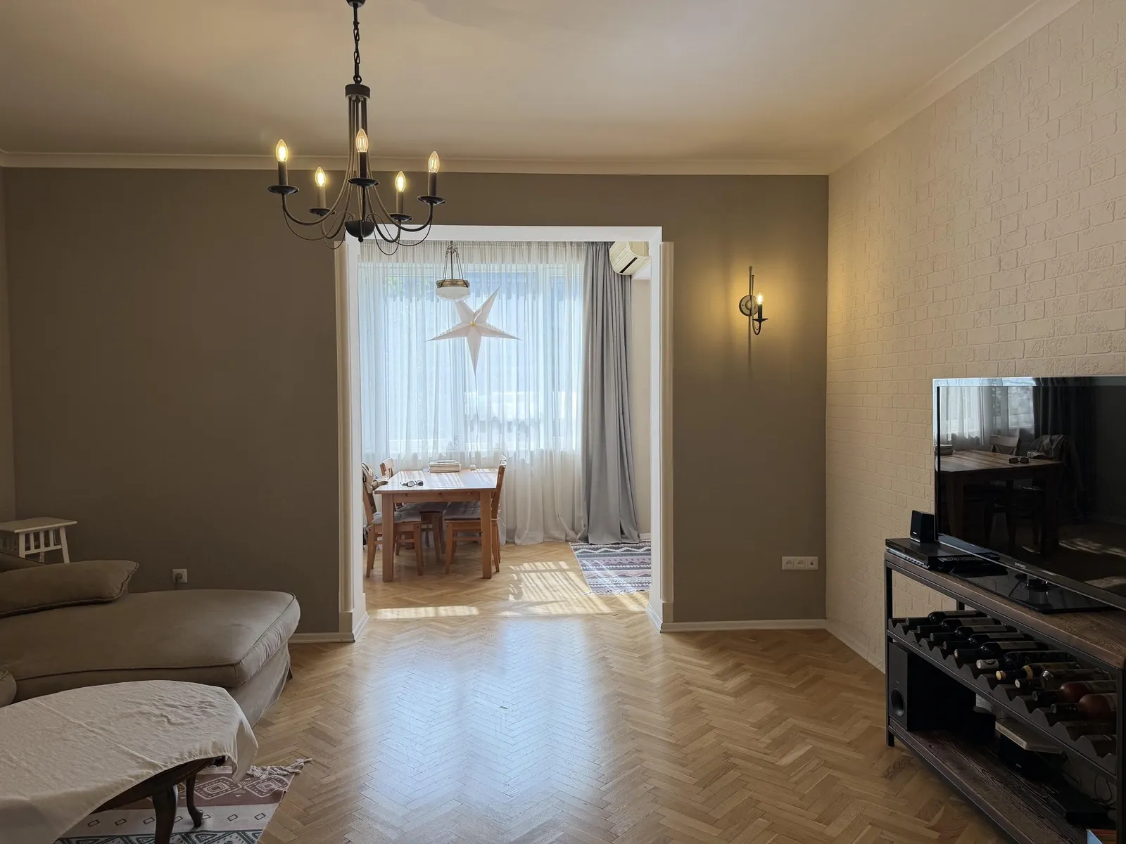 Квартира, 3-комн., 120 м²