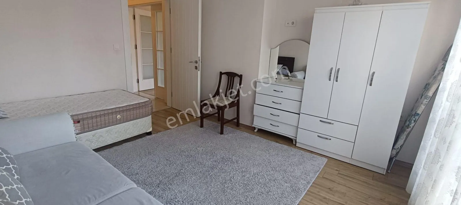 Apartment, 4-room, 145 m²