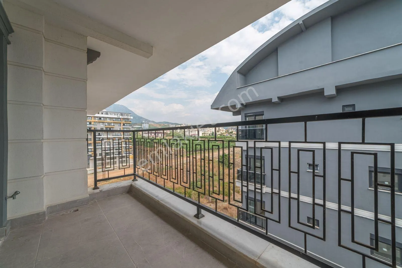 Apartment, 3-room, 120 m²