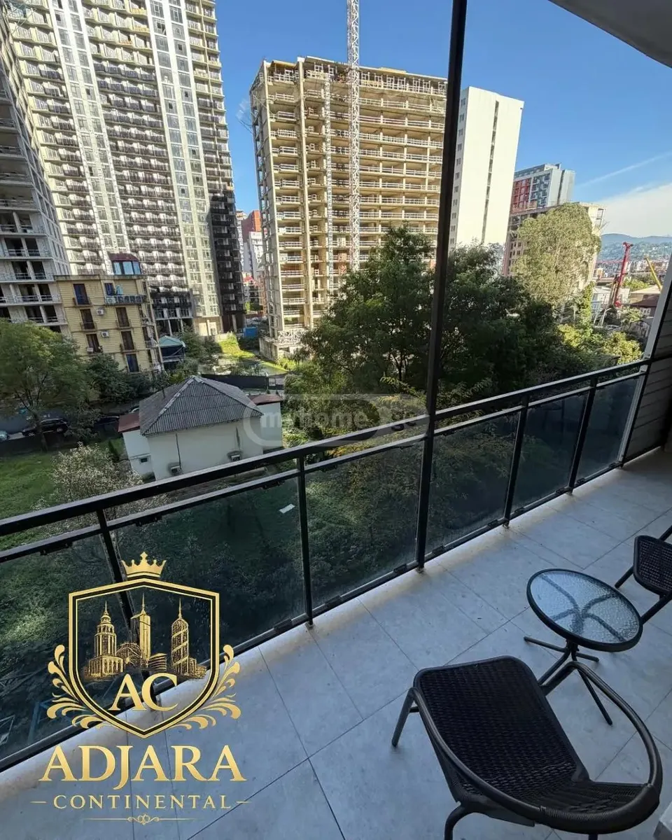 Квартира, 3-комн., 65 м²