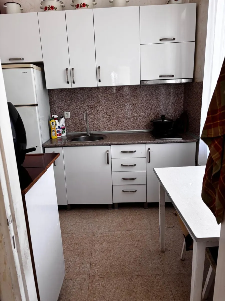 House, 3-room, 177 m²