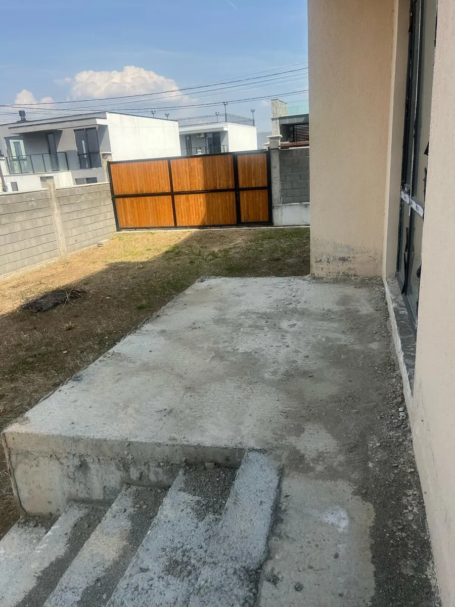 Дом, 5-комн., 308 м²