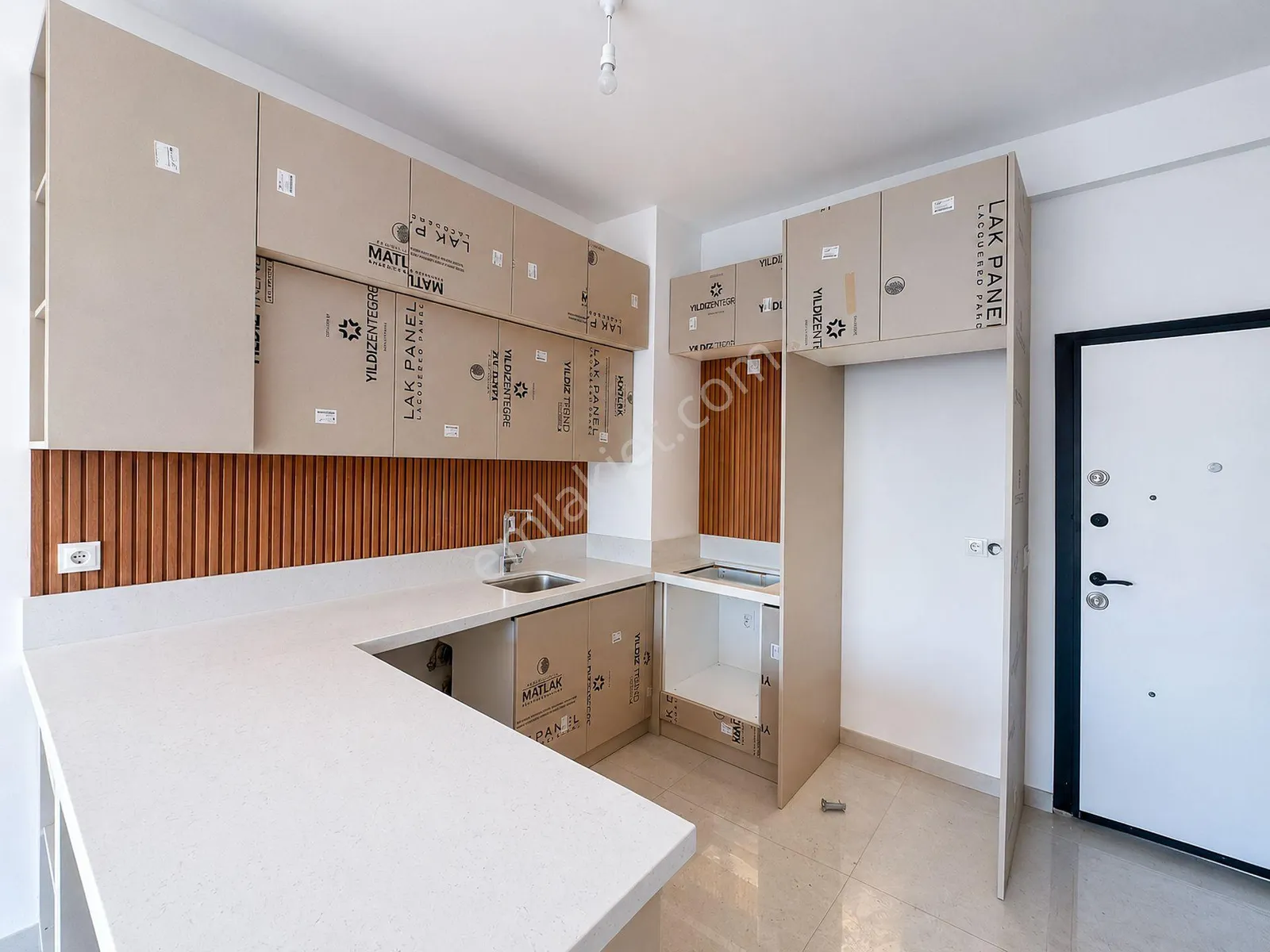 Apartment, 3-room, 100 m²