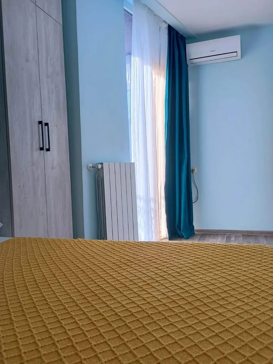 House, 6-room, 500 m²