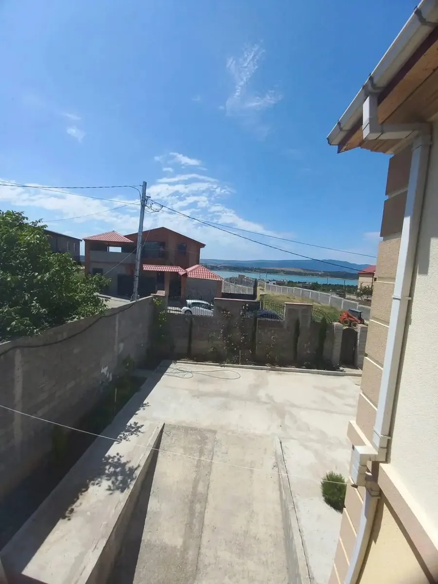 House, 8-room, 420 m²