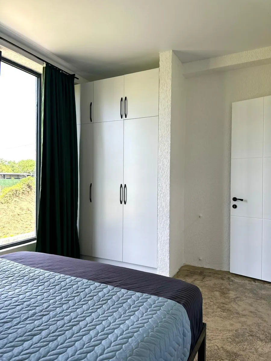 Дом, 6-комн., 340 м²