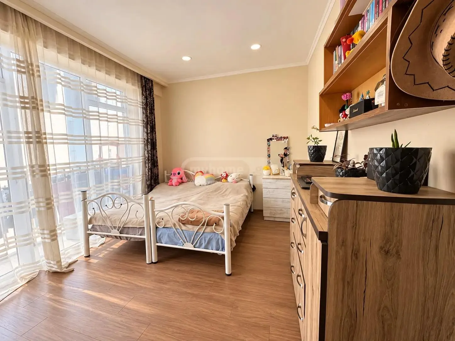 Квартира, 4-комн., 76 м²