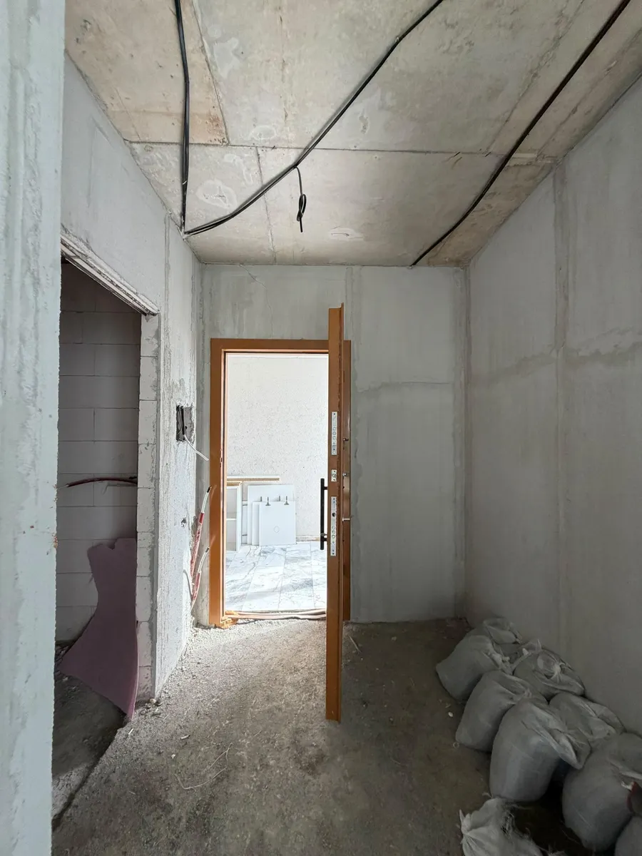 Квартира, 3-комн., 57.6 м², Ande Tower 2