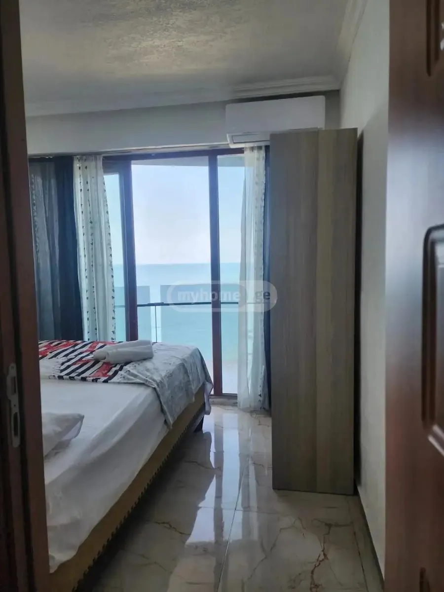 Квартира, 2-комн., 40 м², Sherif Khimshiashvili St, 51