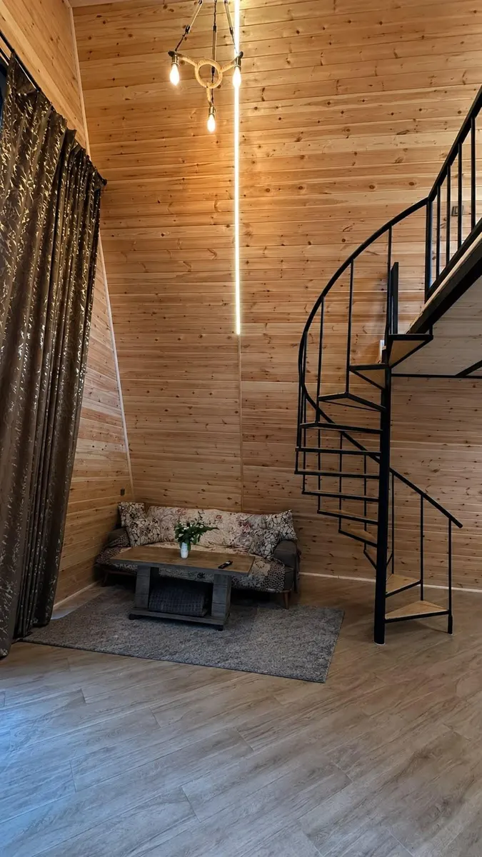 House, 2-room, 42 m²