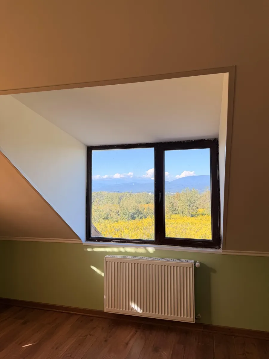 House, 6-room, 372 m²