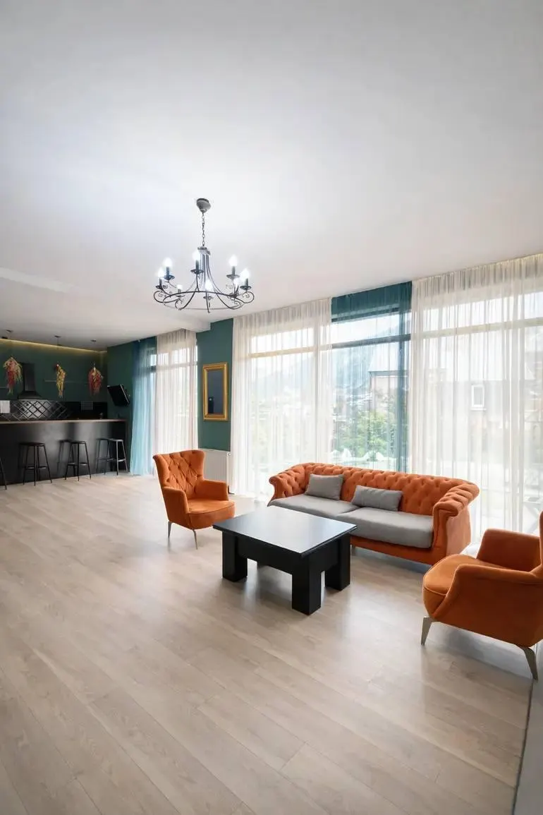 Дом, 4-комн., 500 м²