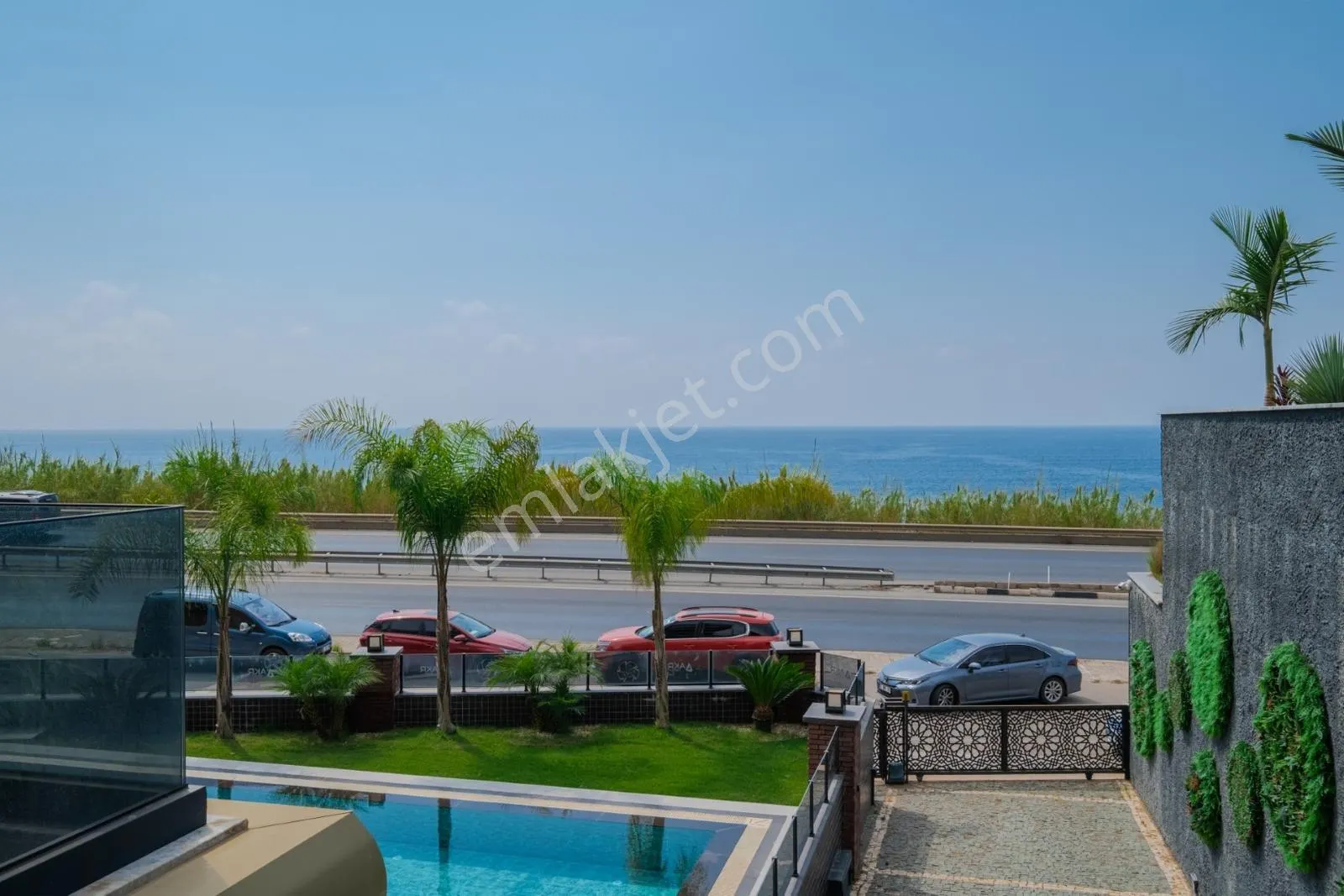 Apartment, 3-room, 125 m²