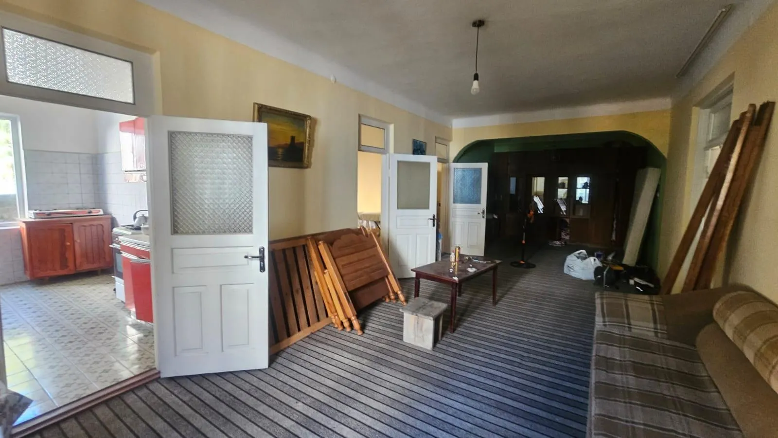 House, 5-room, 357 m²