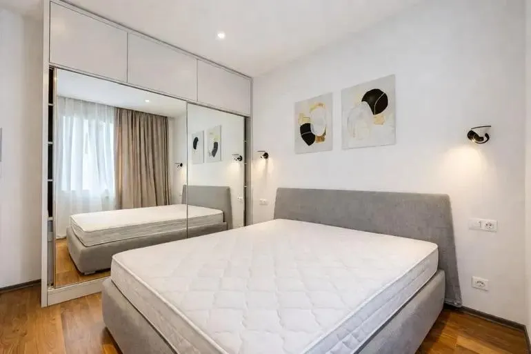 Квартира, 3-комн., 60 м²