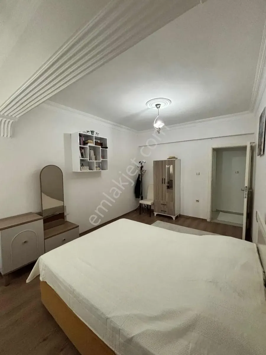 Apartment, 3-room, 120 m²
