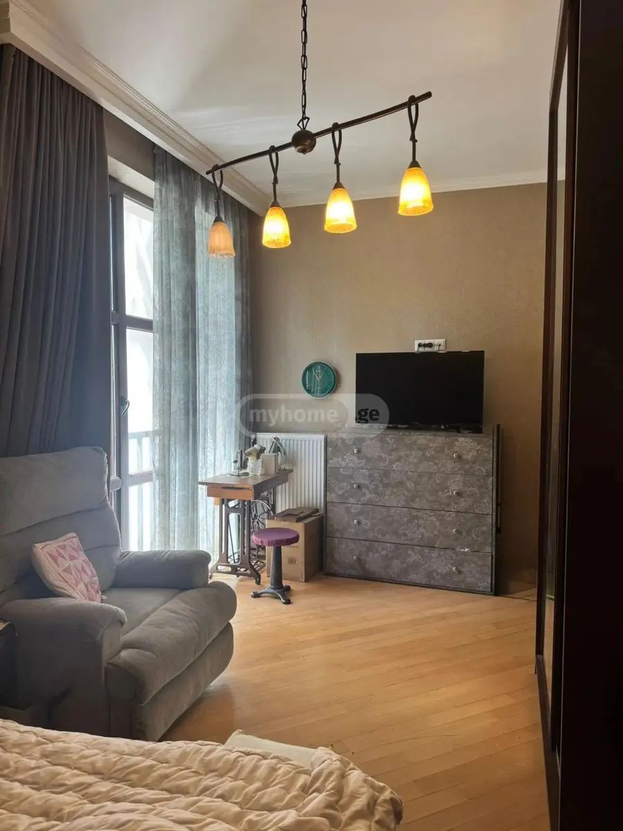 Apartment, 3-room, 95 m²