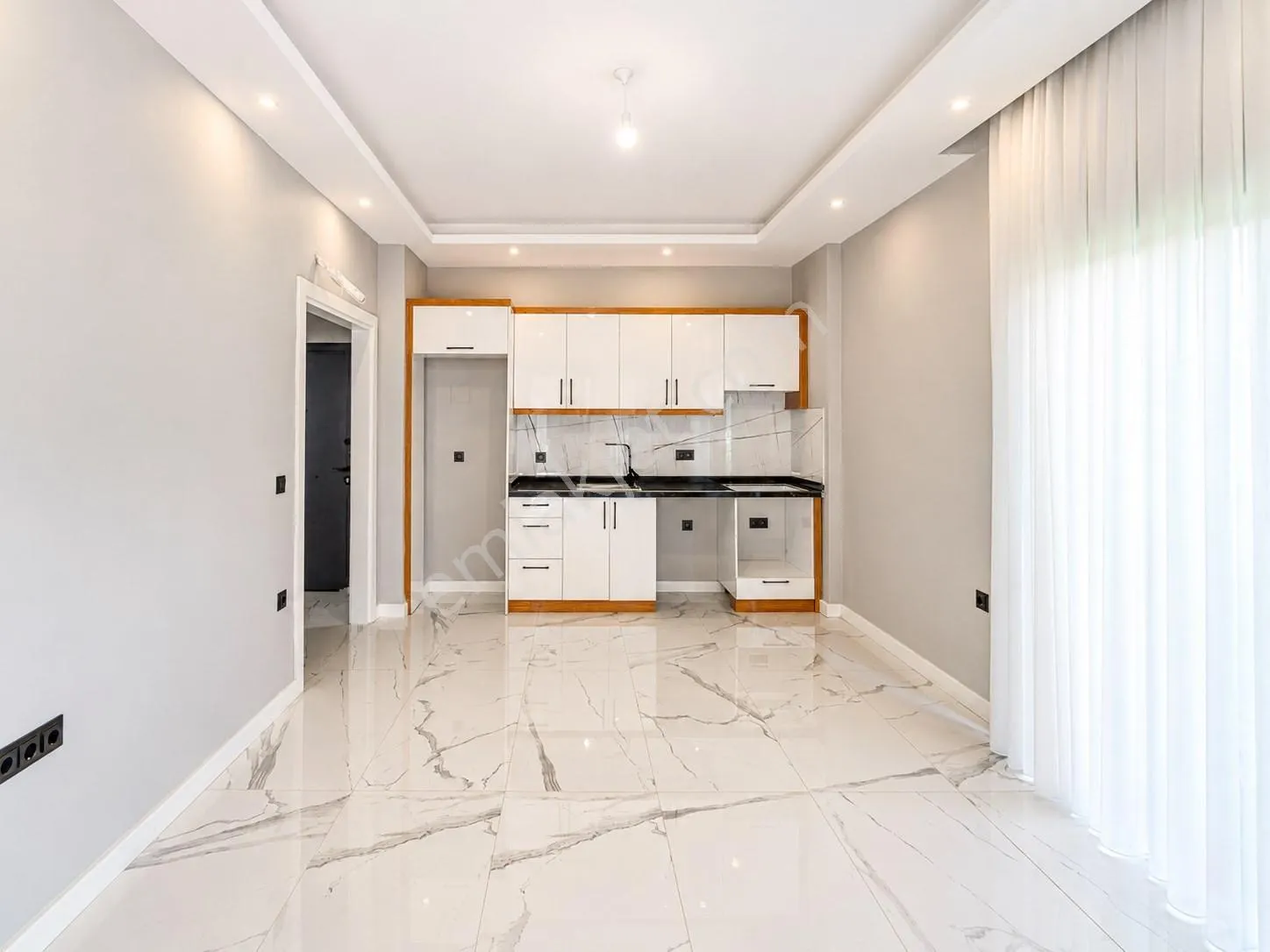 Apartment, 3-room, 95 m²