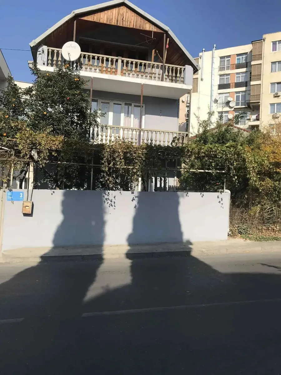 Дом, 10-комн., 425.14 м²
