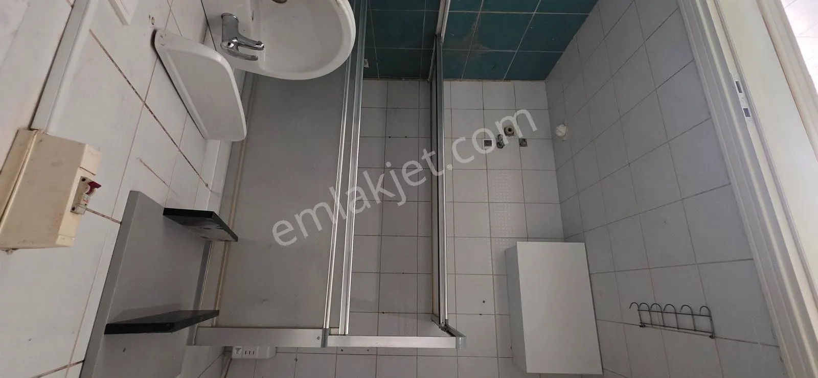 Apartment, 4-room, 120 m², Karbeyaz Sitesi