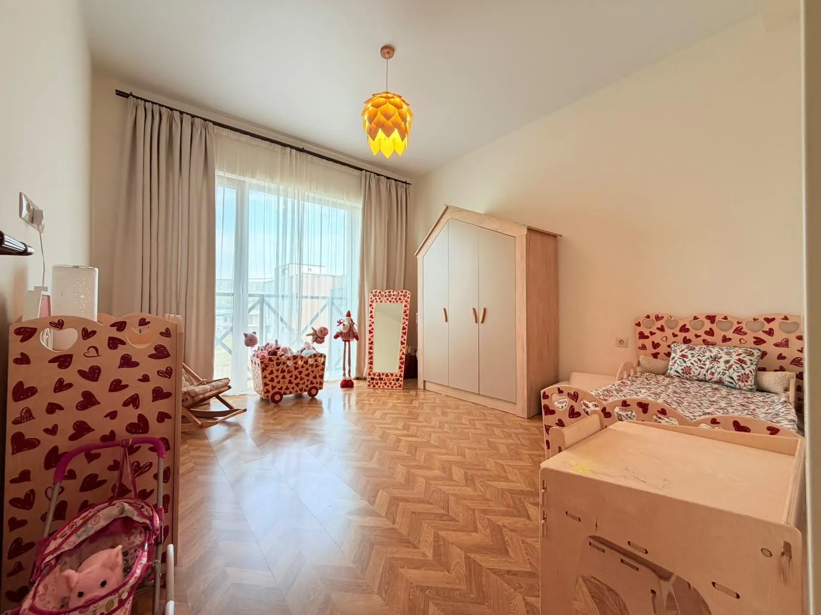 House, 5-room, 192 m²