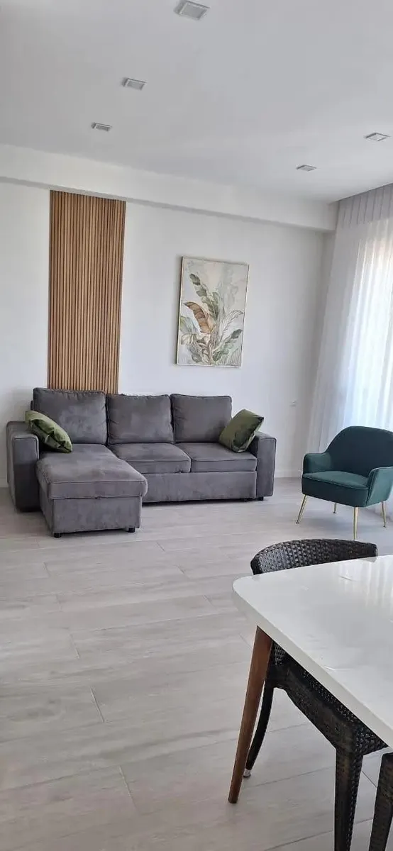 Квартира, 1-комн., 56 м²
