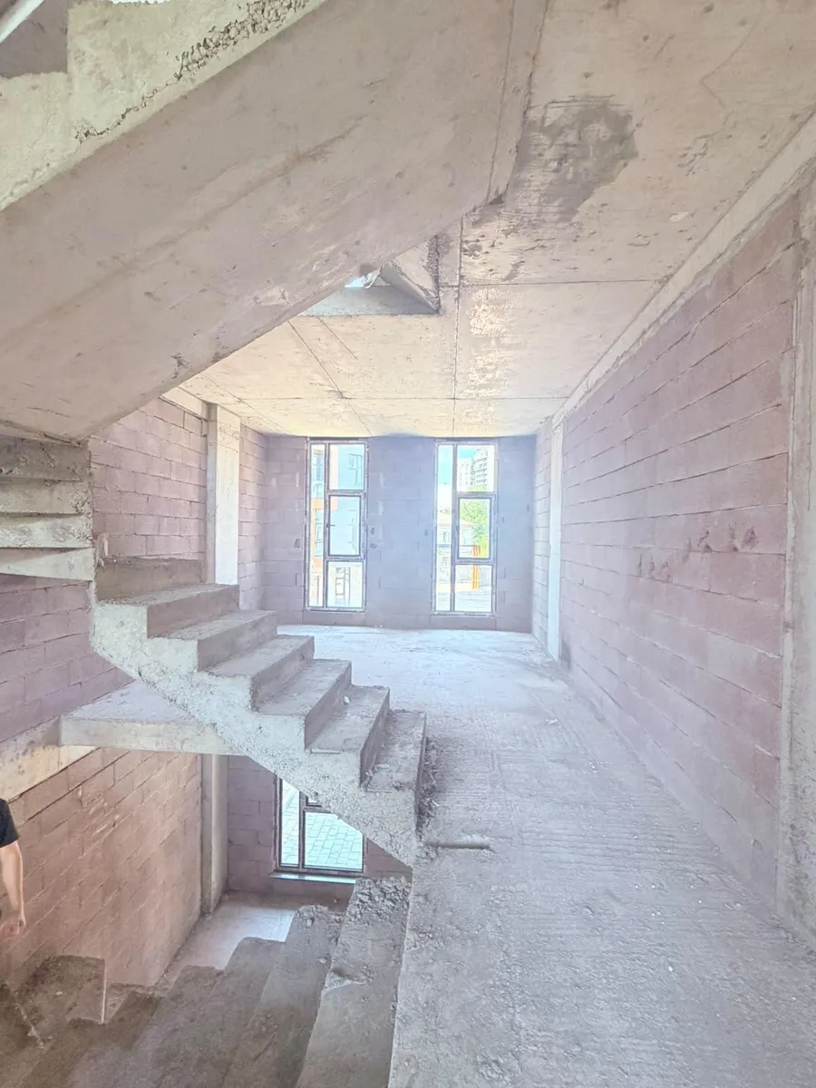 Дом, 5-комн., 185 м²