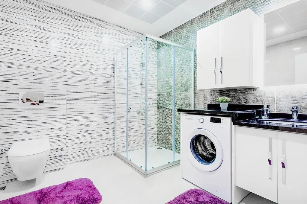 Apartment, 4-room, 200 m²