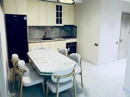 Квартира, 3-комн., 69 м²