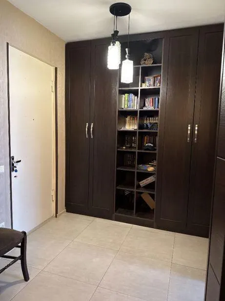 Квартира, 3-комн., 76 м²
