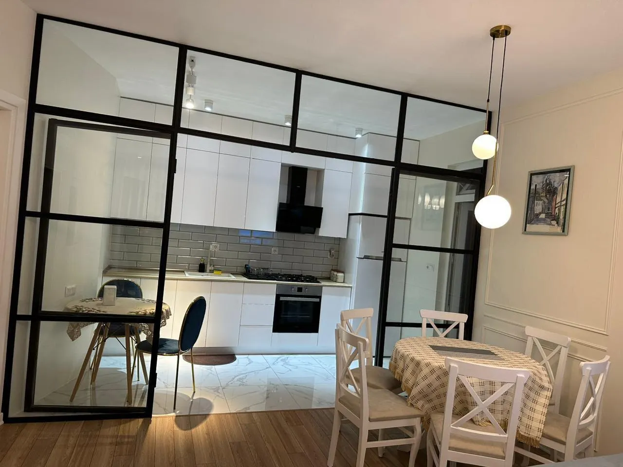 Квартира, 3-комн., 90 м²