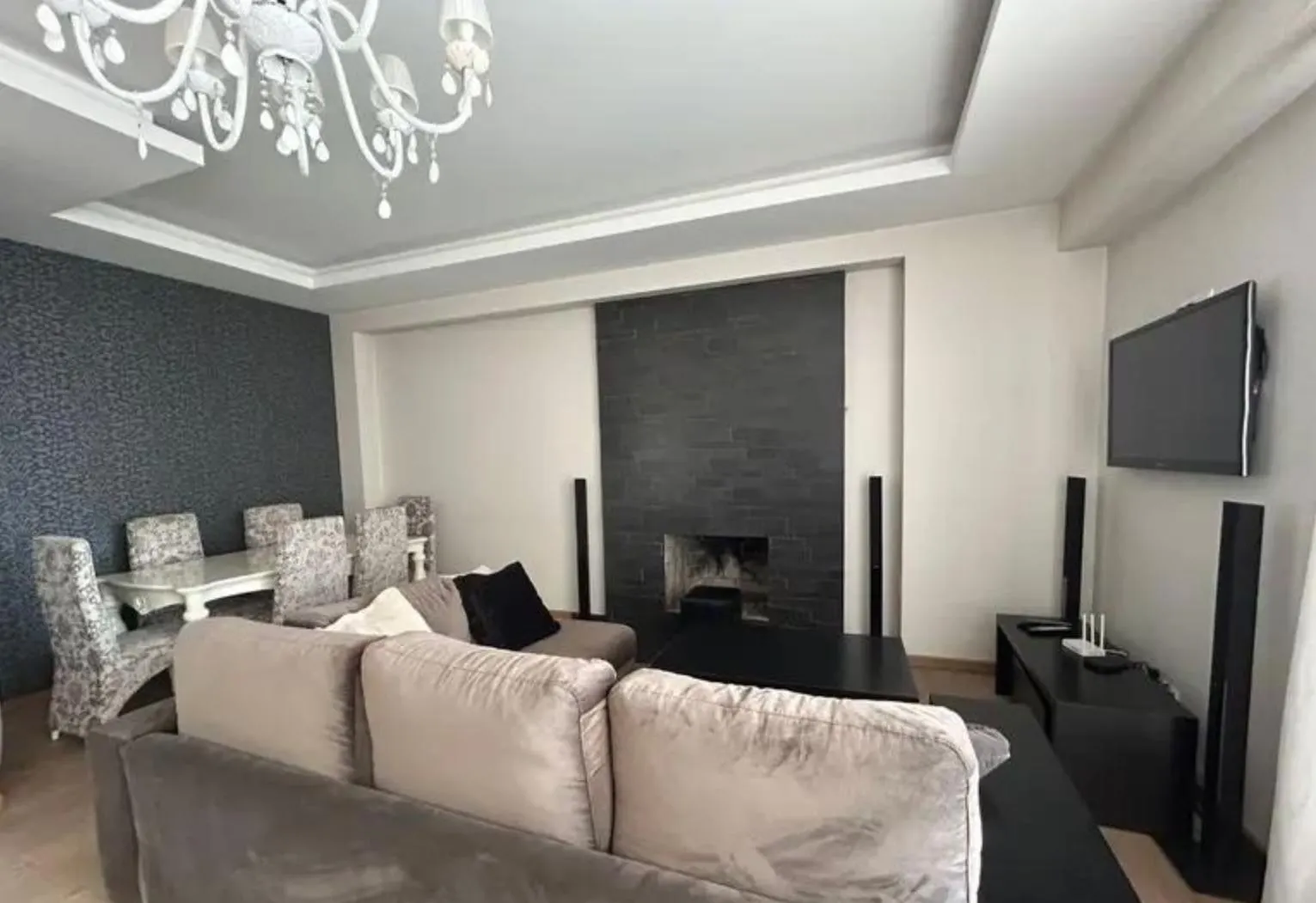 Квартира, 3-комн., 124 м²