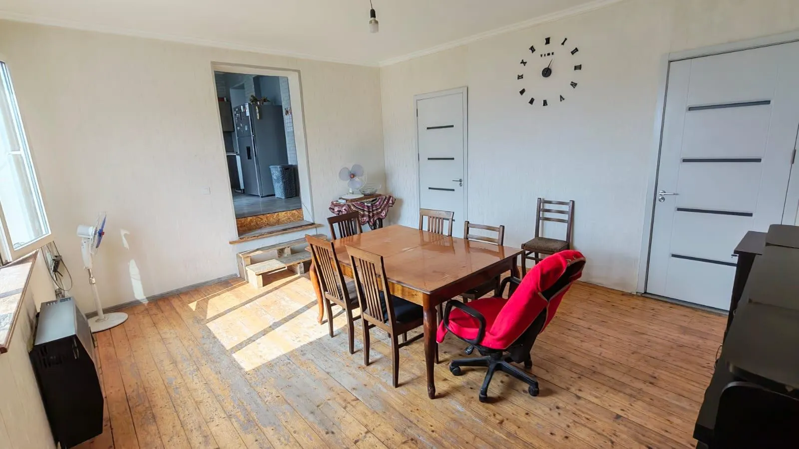 House, 5-room, 231 m²