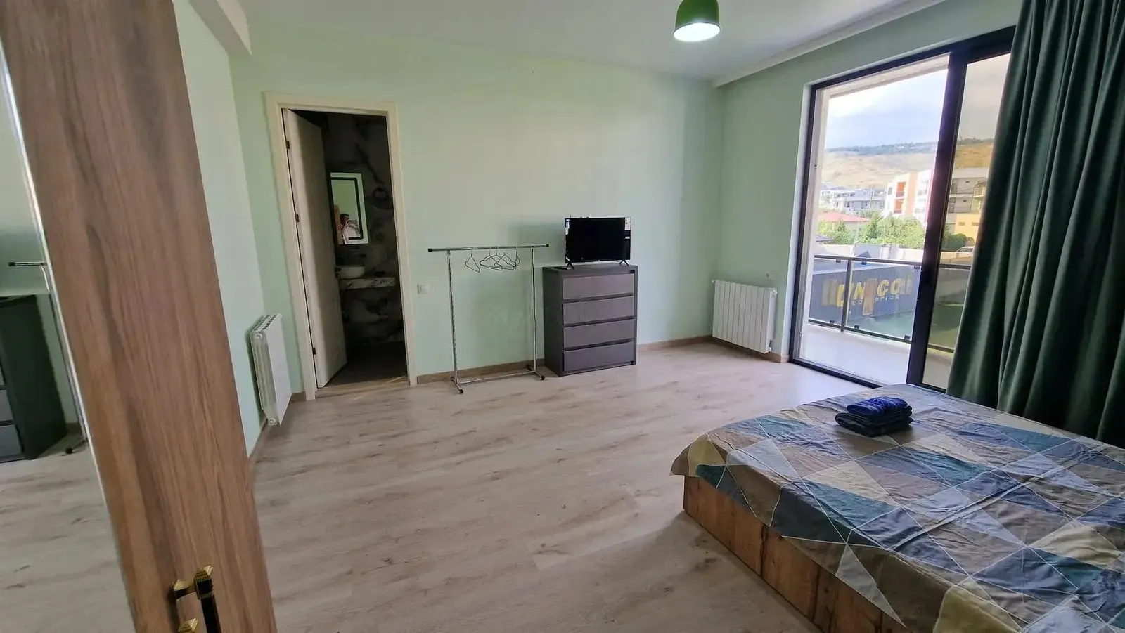 Дом, 6-комн., 320 м²