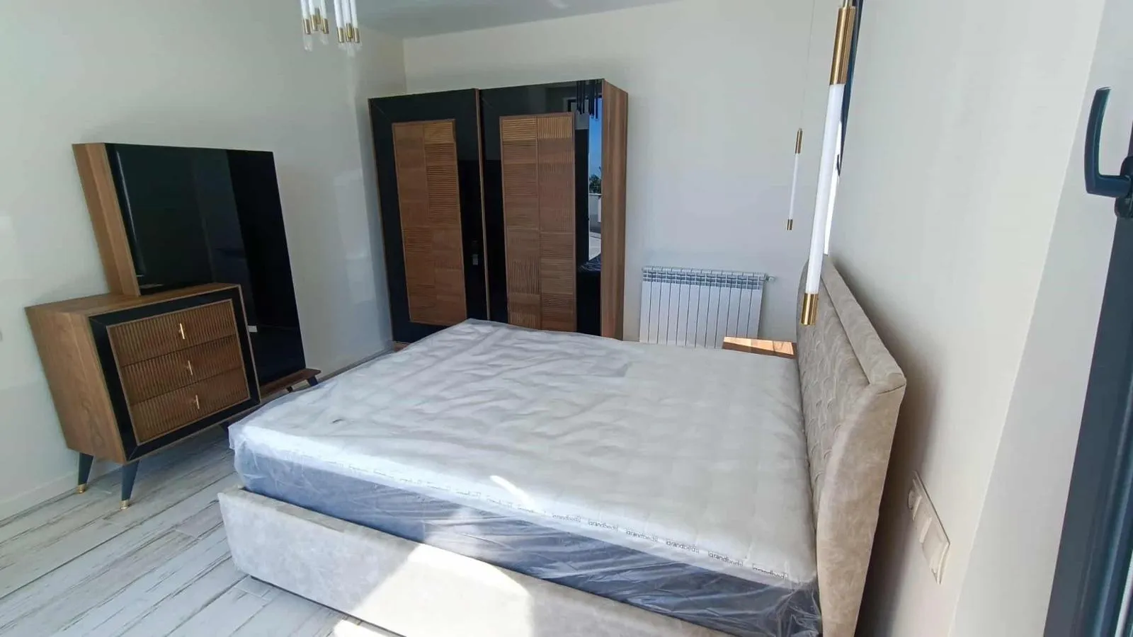 Дом, 5-комн., 417 м²