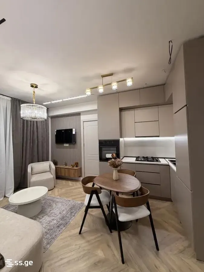 Apartment, 3-room, 65 m², High Tower