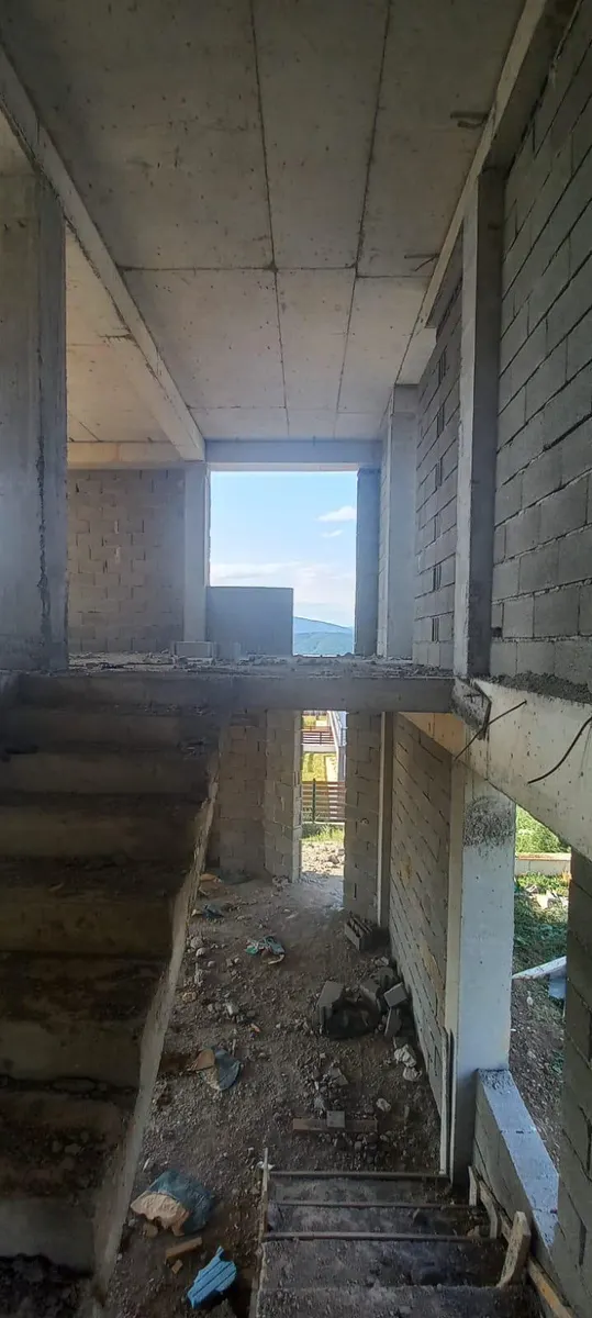 Дом, 4-комн., 210 м²