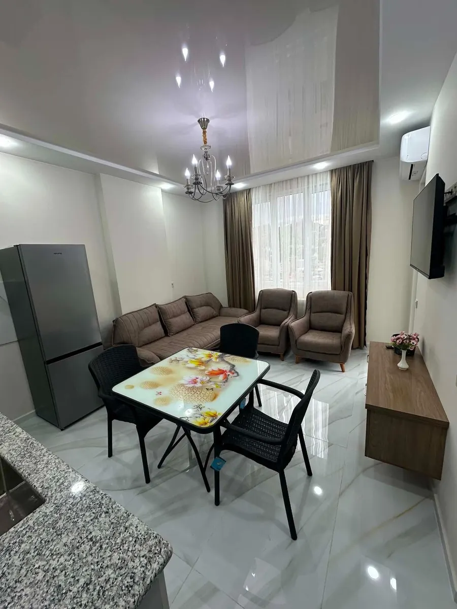 Квартира, 3-комн., 80 м²