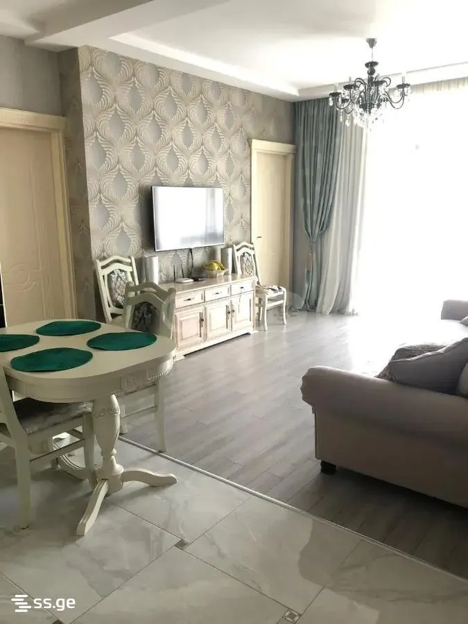 Квартира, 3-комн., 75 м²