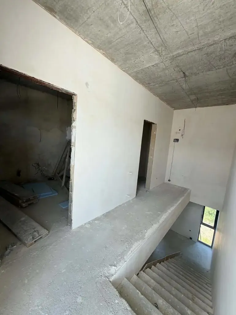Дом, 5-комн., 370 м²