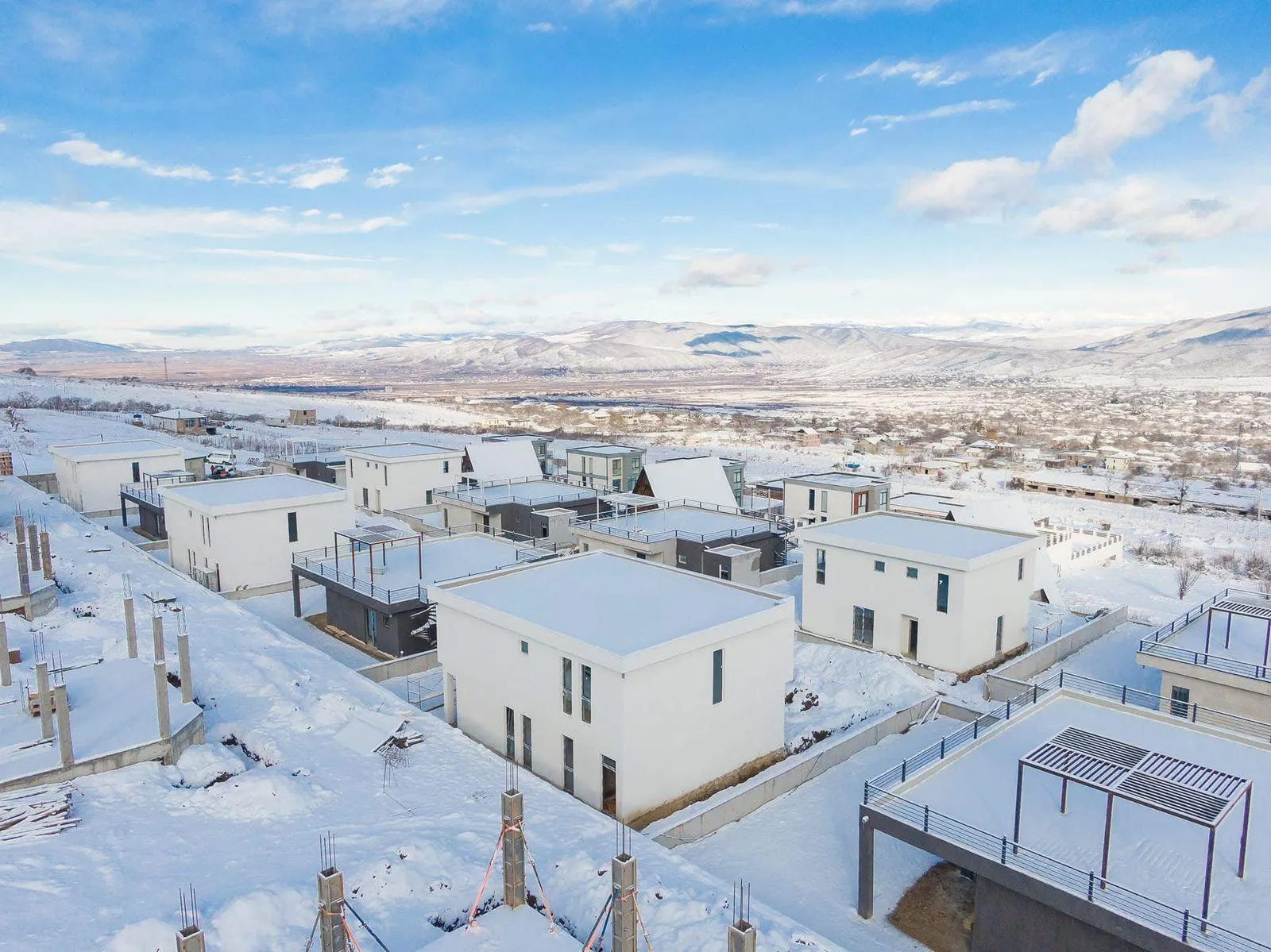 Дом, 4-комн., 210 м²