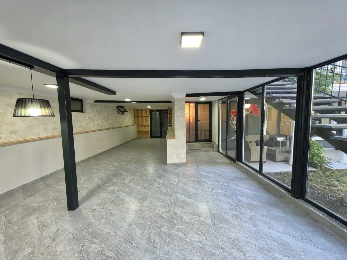 Дом, 5-комн., 415 м²