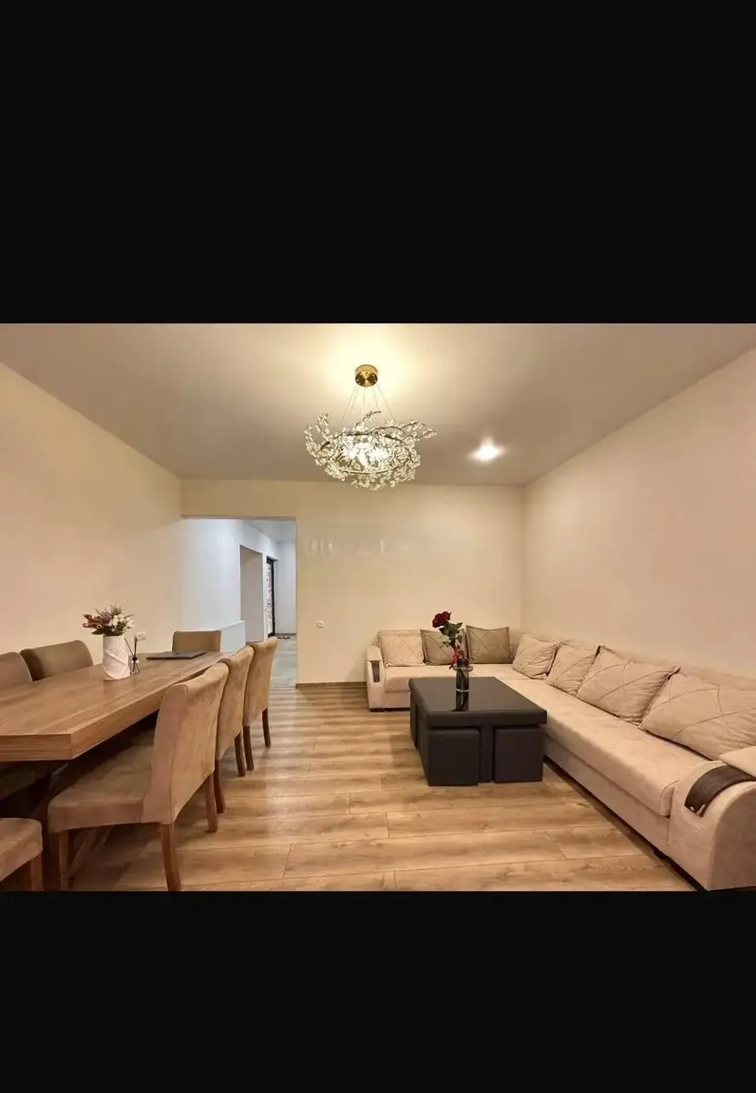 Дом, 7-комн., 210 м²
