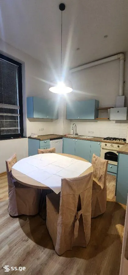 Квартира, 4-комн., 122 м²