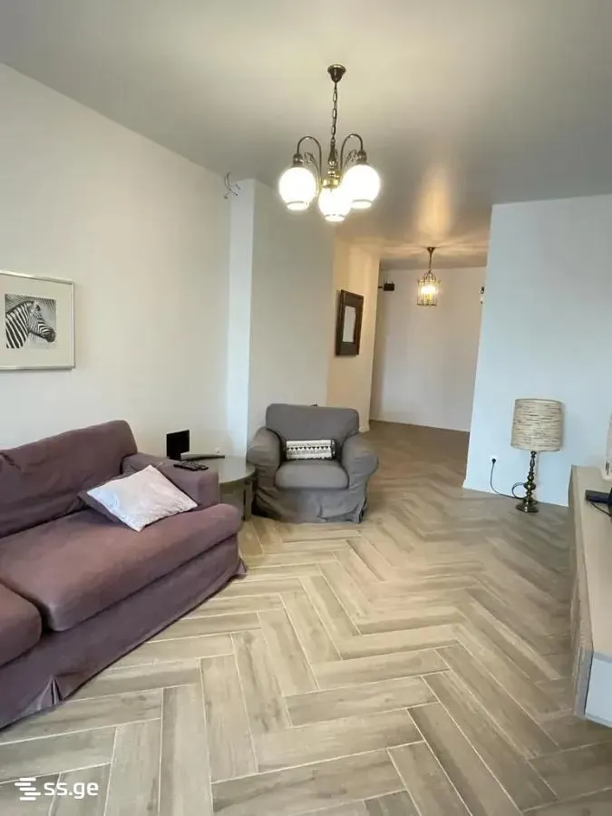 Квартира, 4-комн., 85 м²