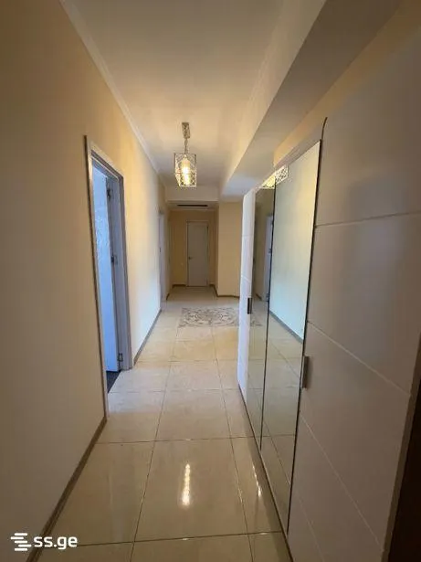 Квартира, 4-комн., 112 м²