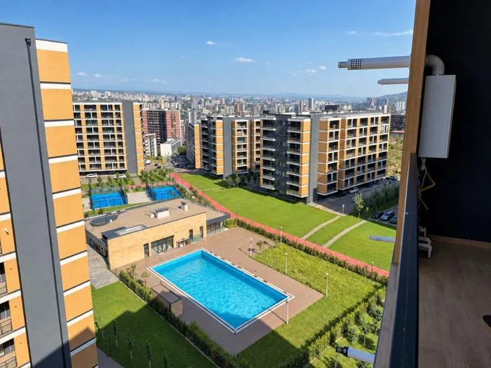 Квартира, 2-комн., 65 м²