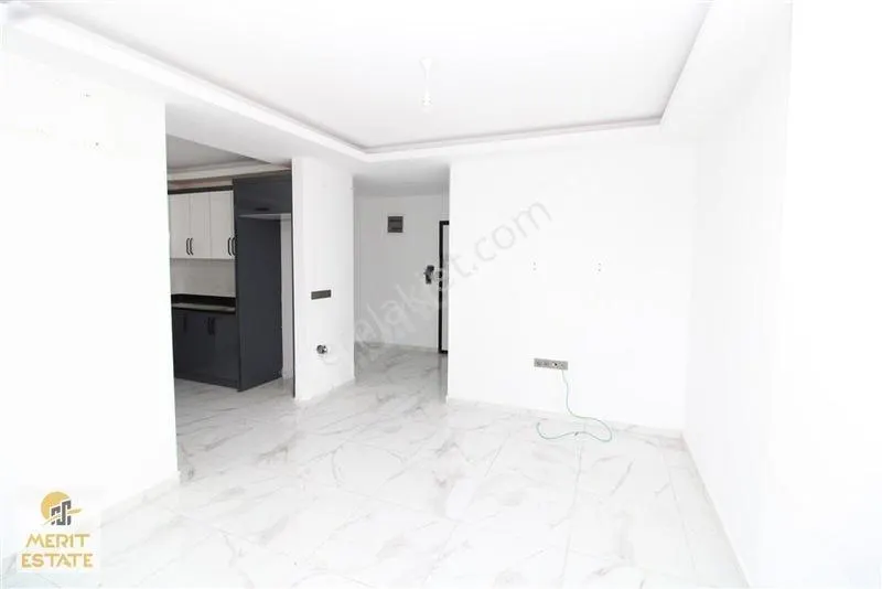 Apartment, 3-room, 100 m²