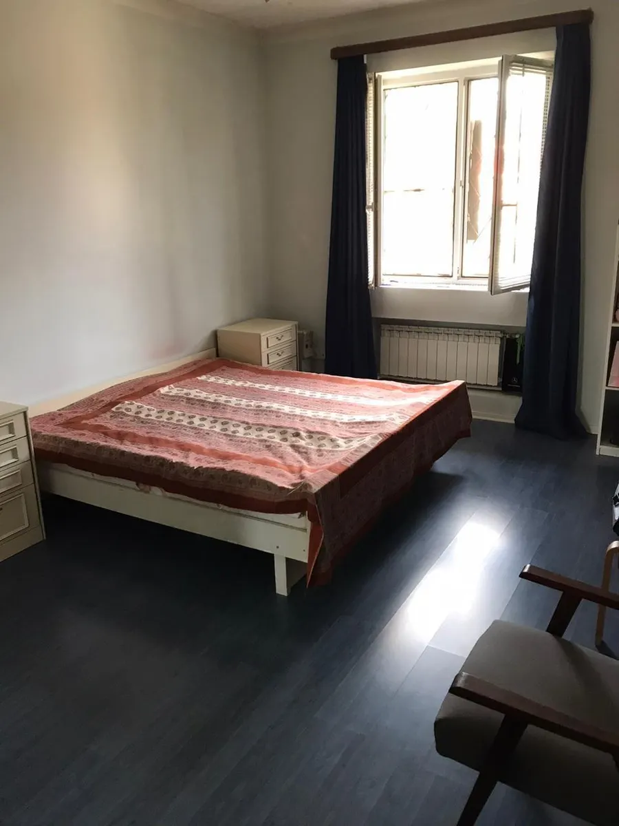 Дом, 5-комн., 700 м²